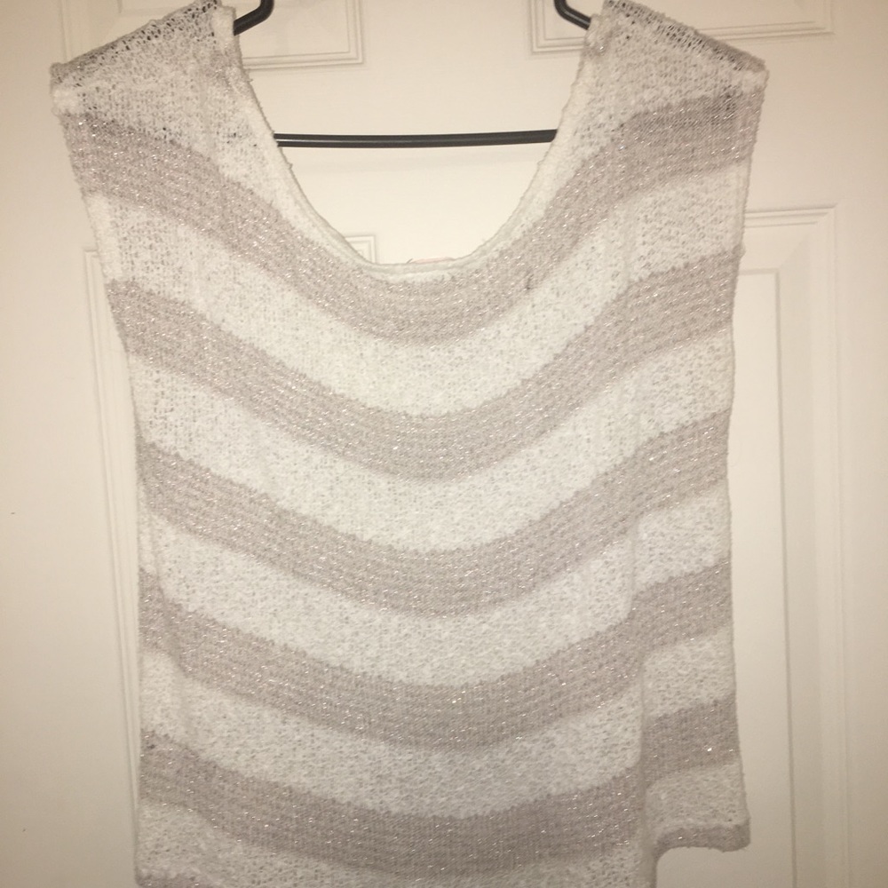 Light and casual shirt